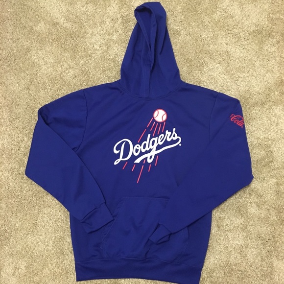 Dodger pullover giveaway 2019 Dodger pullover giveaway 2019